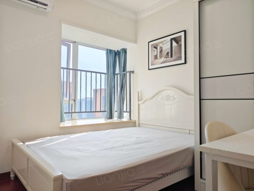 合租·海伦春天 4居室 南卧