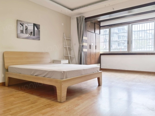 合租·长城小区一期 4居室 西北卧