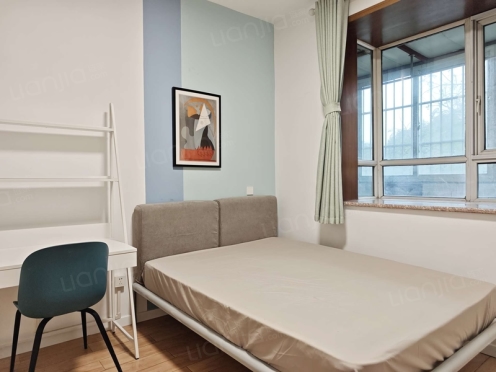 合租·兴元华盛一期 3居室 北卧