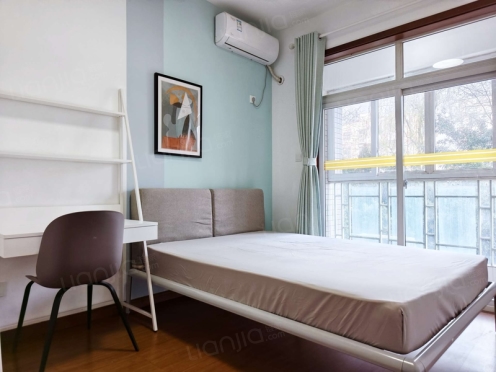 合租·都市金岸 4居室 北卧