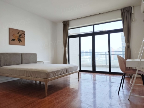 合租·御府花都 4居室 北卧