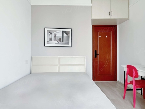 合租·领馆国际城 4居室 北卧