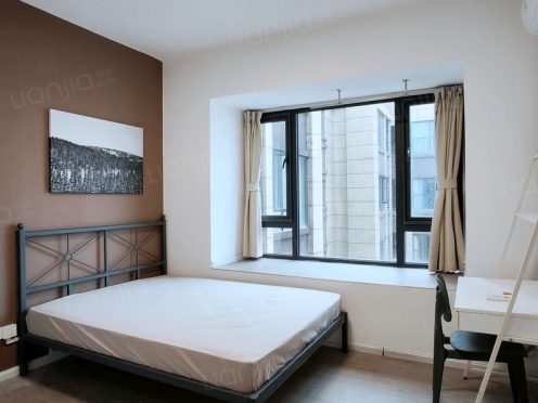 合租·央湖名邸二期 4居室 北卧