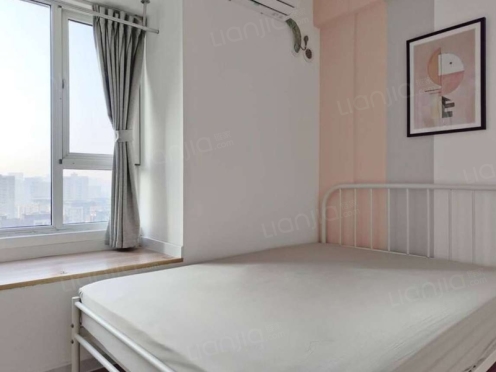 合租·中铁城锦南汇 3居室 东北卧