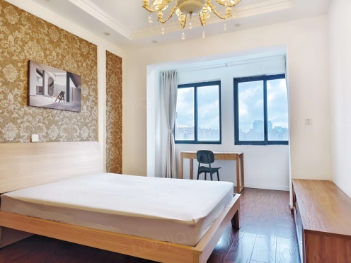 合租·美城云庭 4居室 东卧