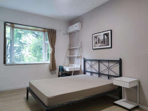 合租·紫荆名园 4居室 南卧