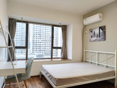 合租·飞大壹号广场 3居室 西南卧