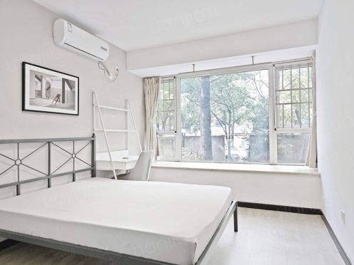 合租·金阳易诚国际 3居室 北卧