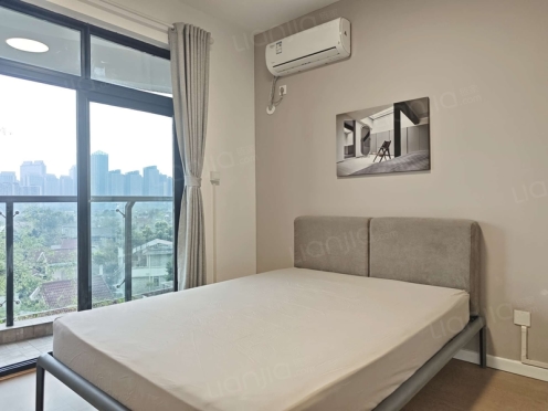 合租·每日汇城 3居室 南卧