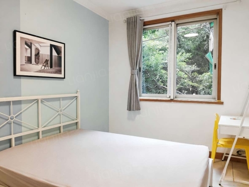 合租·双楠华苑 4居室 西南卧