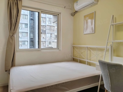 合租·金科一城 4居室 南卧