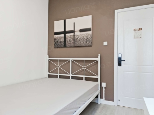 合租·中德英伦世邦K区 5居室 东北卧