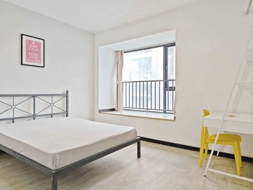 合租·凯德风尚 4居室 东卧