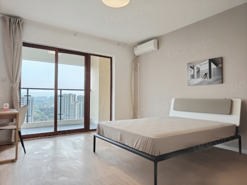 合租·蓝花楹 4居室 南卧