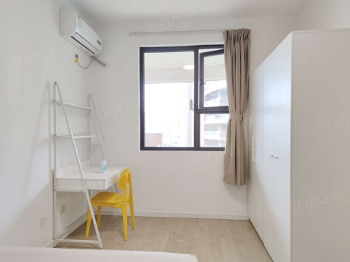 合租·河畔新世界 5居室 西北卧