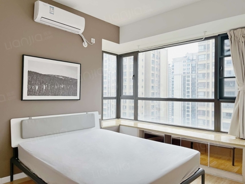 合租·领馆国际城 5居室 南卧