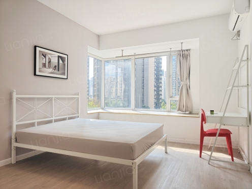 合租·华润凤凰城二期 5居室 西卧