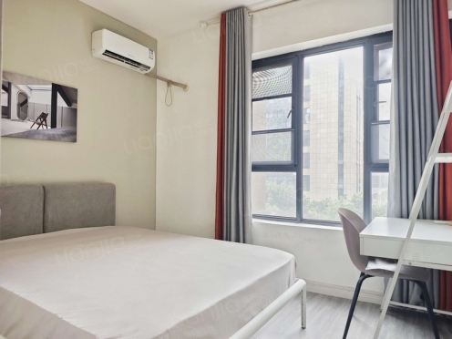 合租·仁和香榭广场 4居室 西北卧