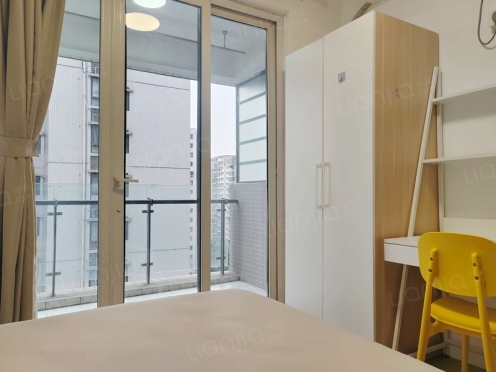 合租·金科一城 4居室 东卧