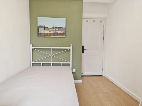 合租·凯德风尚 4居室 北卧