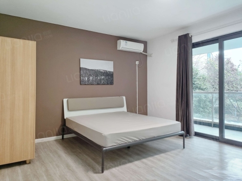 合租·中环丰锦 5居室 东卧