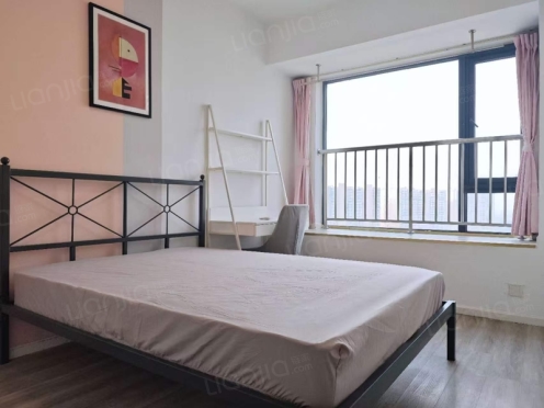 合租·人居天府汇城 4居室 西卧