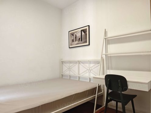 合租·首创爱这城三期 3居室 南卧