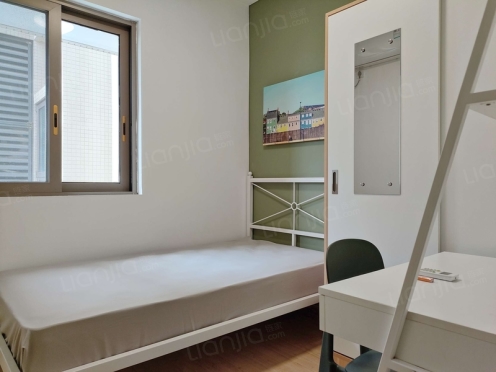 合租·合能珍宝金楠 4居室 东北卧