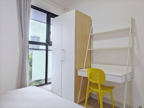 合租·普得先锋国际 5居室 北卧