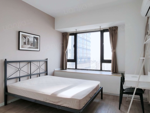 合租·央湖名邸二期 3居室 东卧