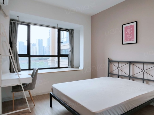 合租·中房优山PLUS 5居室 西北卧