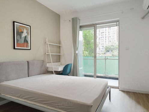 合租·新鸿基悦城 3居室 东南卧