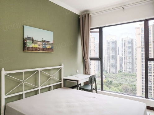 合租·建发天府鹭洲 4居室 东卧