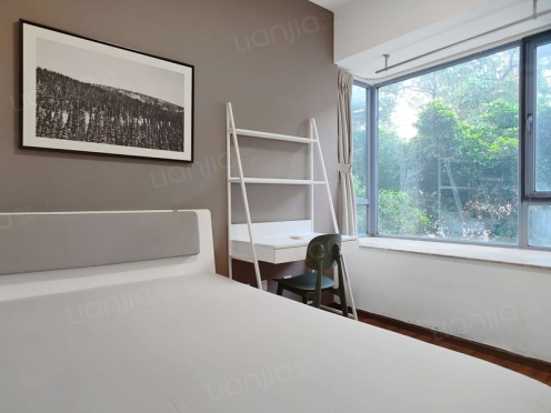 合租·和信派都 3居室 东北卧