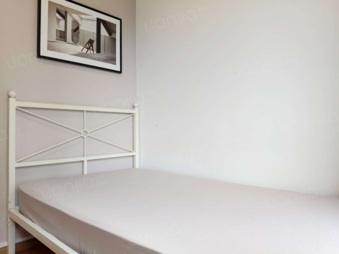 合租·华润凤凰城三期 4居室 南卧