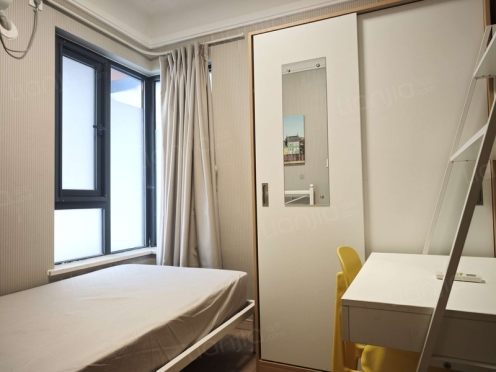 合租·青秀未遮山一期 4居室 西北卧