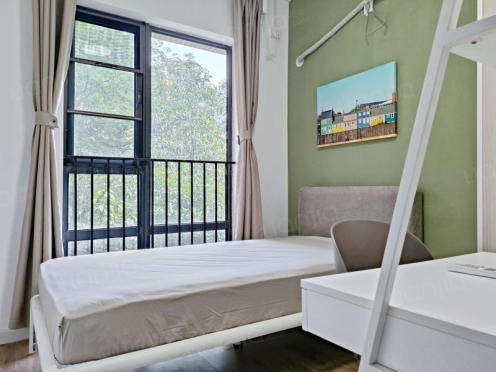 合租·保利花园二期 4居室 东北卧