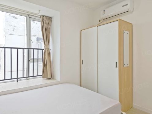 合租·清水路苑 5居室 东卧