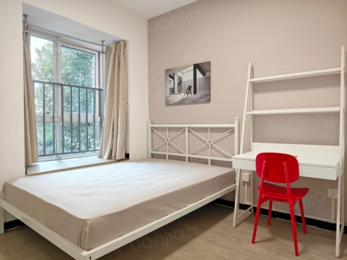 合租·沙河路苑 3居室 西南卧