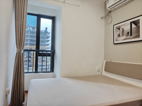 合租·世龙广场 3居室 西北卧