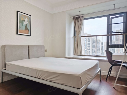 合租·远大中央公园三期 4居室 东北卧