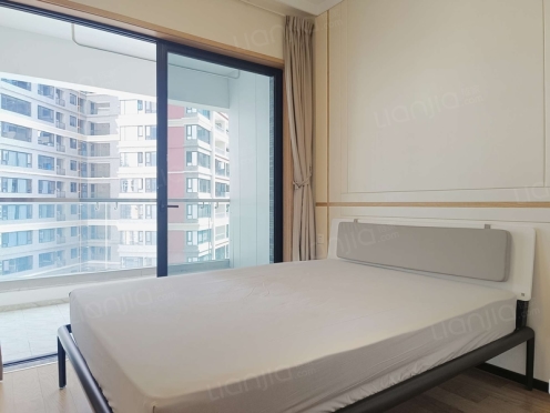 合租·麓府 4居室 东南卧