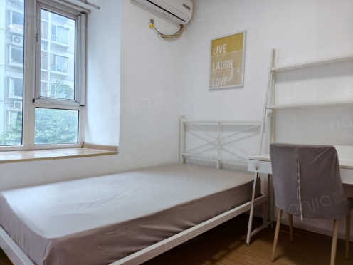 合租·都会路苑 4居室 西卧