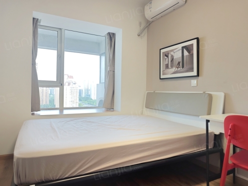 合租·蓝光凯丽香江 3居室 东卧