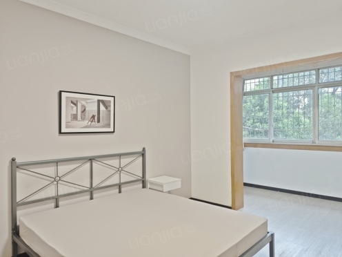 合租·新鸿苑 4居室 东北卧