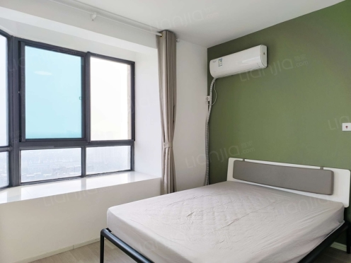 合租·太湖鼎城花园 4居室 南卧