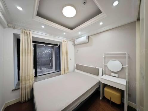 合租·合景峰汇五期 4居室 南卧