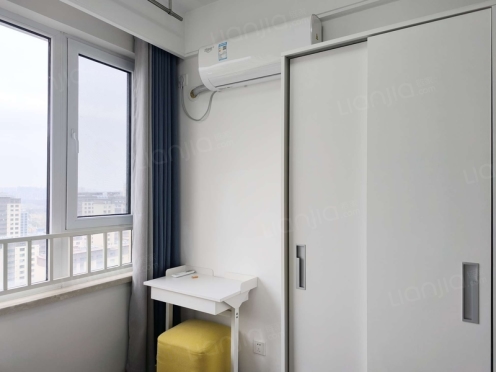 合租·天悦辰花园 5居室 北卧