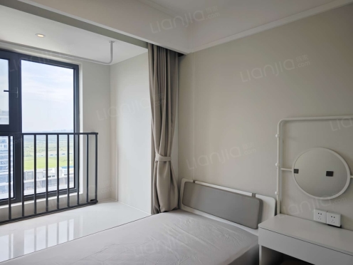 合租·万科锦上和风华苑 5居室 北卧