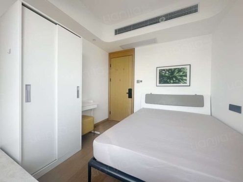 合租·云赋花园 5居室 北卧